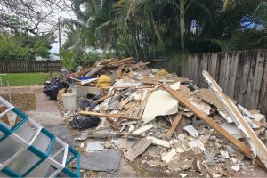 Construction Debris Removal Hollywood - New Age Junk Removal - New Age Junk Removal