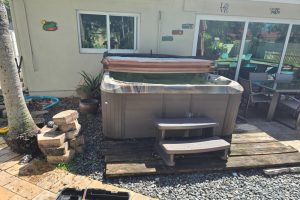 Hot Tub removal 01 - New Age Junk Removal - New Age Junk Removal